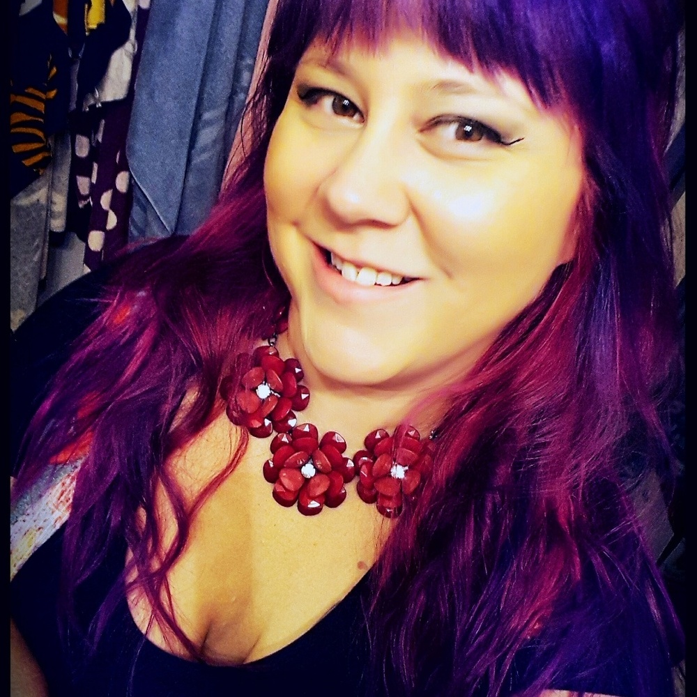 Meet your Posher, Sharra